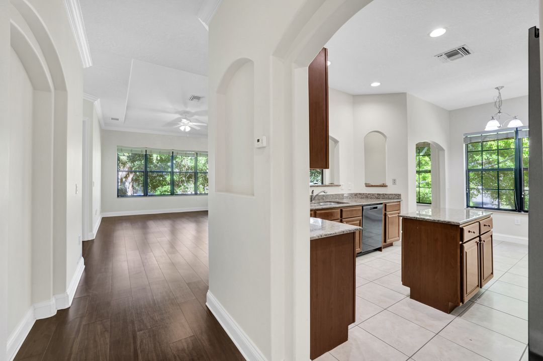 1338 Corso Palermo Ct #4, Naples, FL 34105