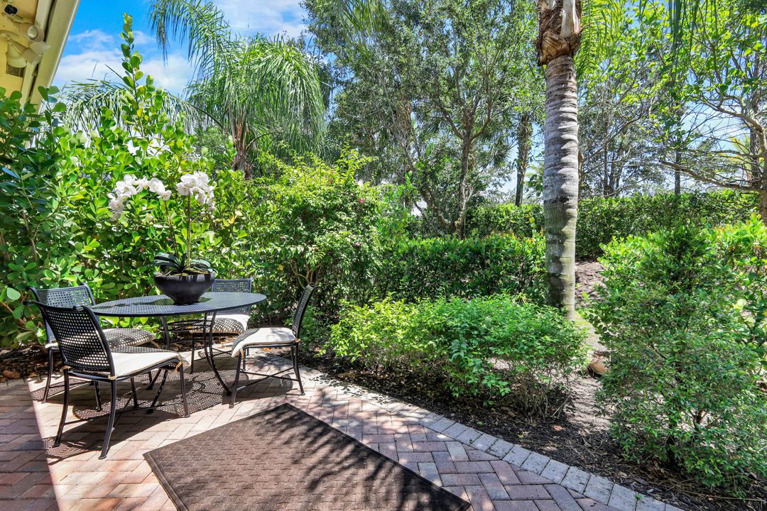 13730 Callisto Ave, Naples, FL 34109