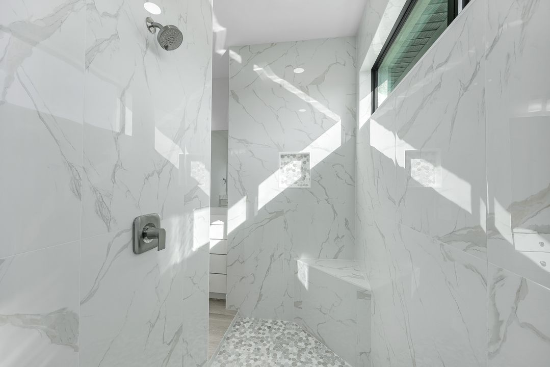 1600 NW 38th Ave, Cape Coral, FL 33993