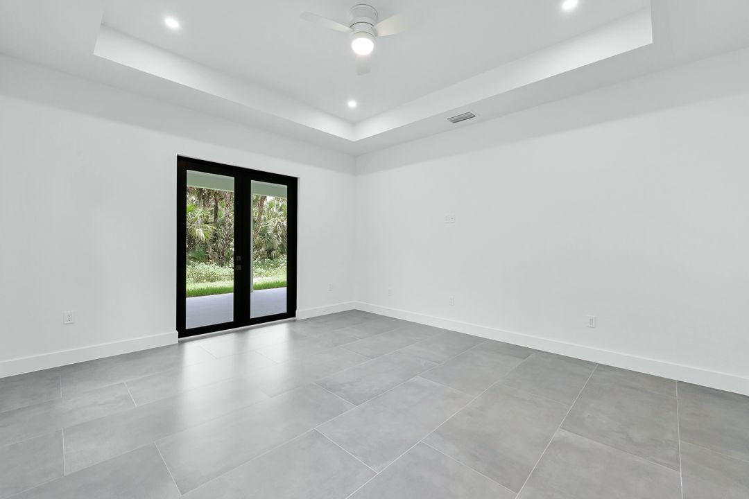 834 Wilson Blvd N, Naples, FL 34120