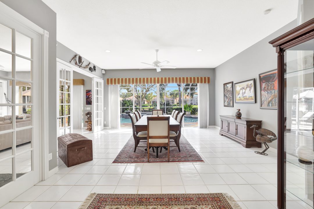 3394 Cerrito Ct, Naples, FL 34109