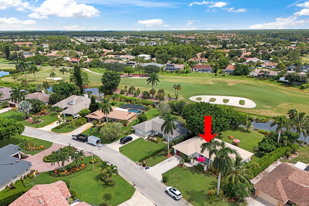 391 Torrey Pines Point, Naples, FL 34113