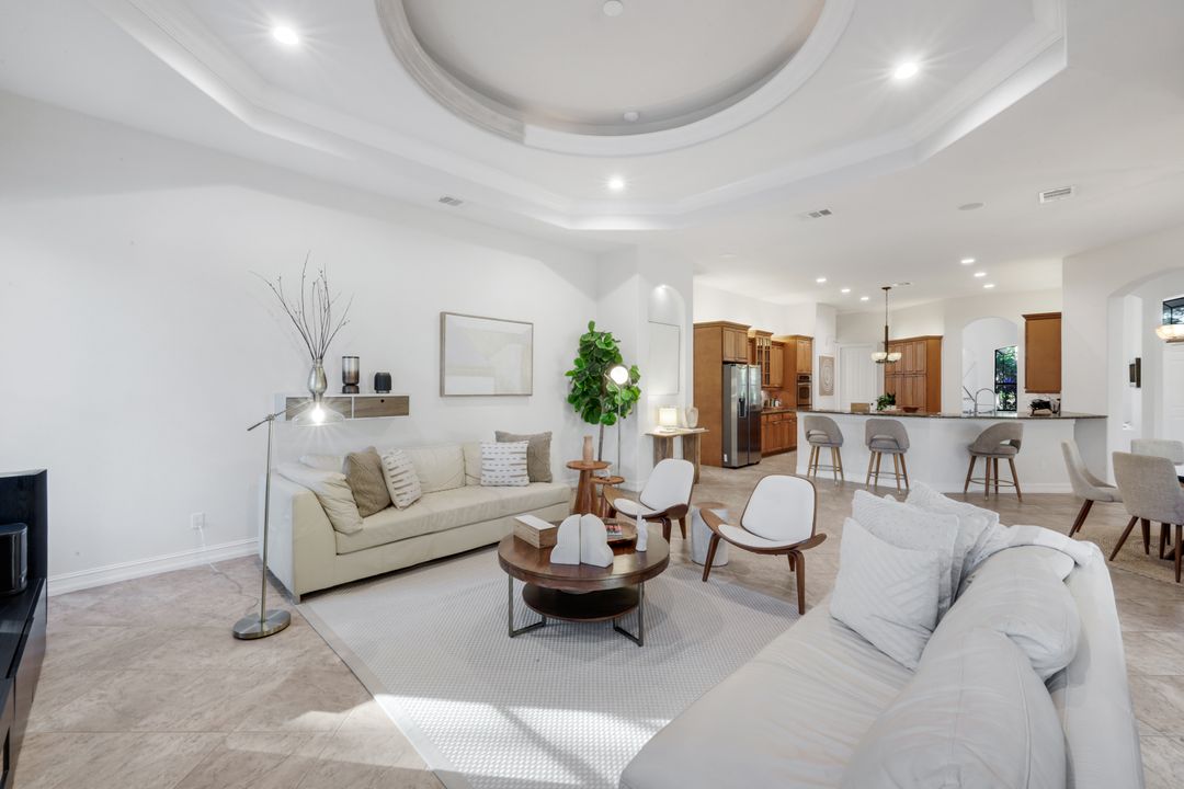 4480 1st Ave NW, Naples, FL 34119