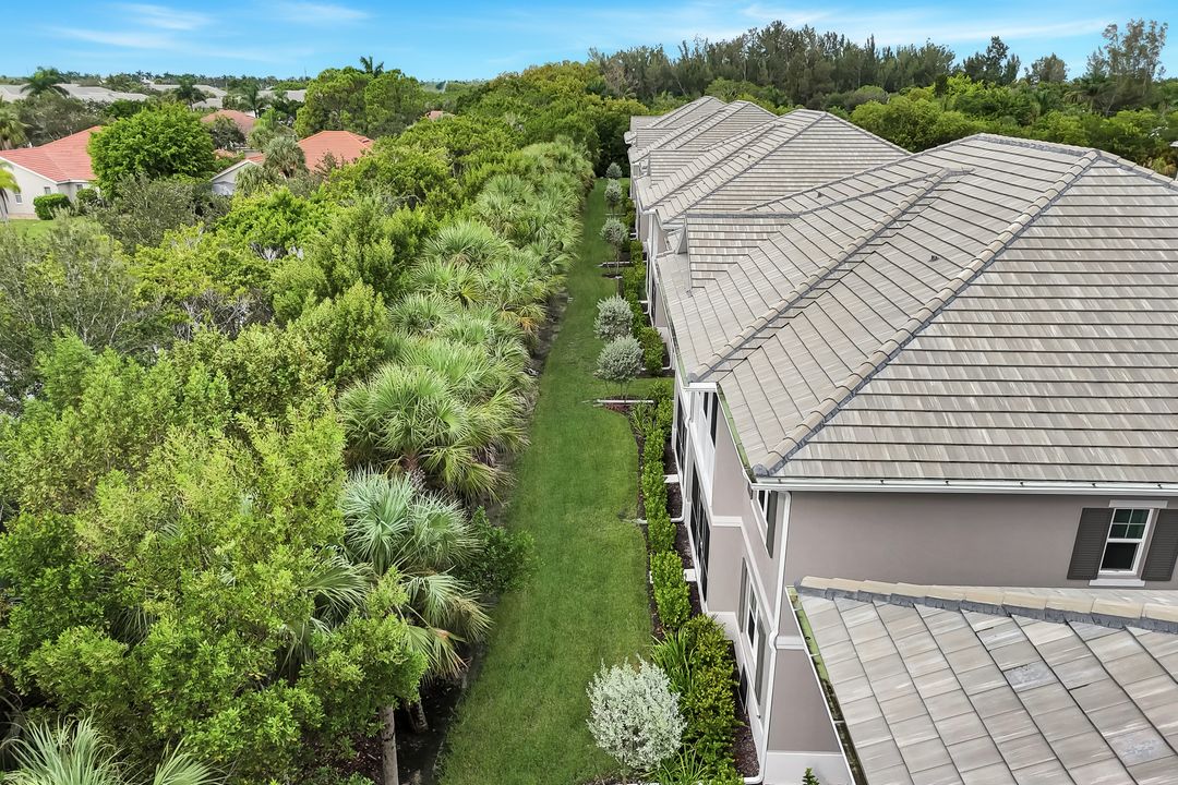 280 Antilles Wy E #101, Naples, FL 34112