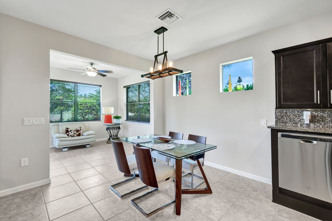 7103 Lily Way, Naples, FL 34114