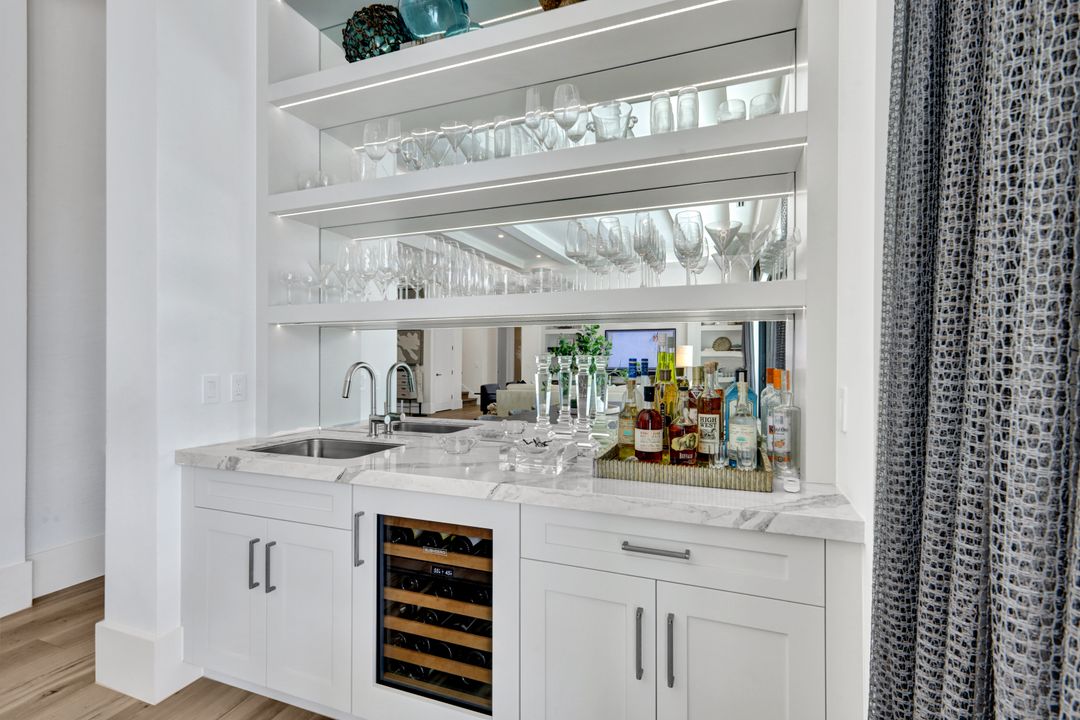 701 Plantation Ct, Marco Island, FL 34145