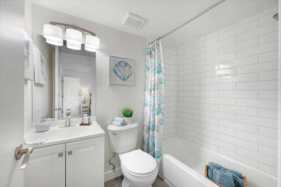 3605 Boca Ciega Dr #208, Naples, FL 34112