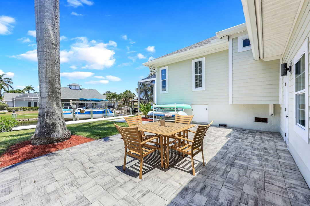 27150 Mora Rd, Bonita Springs, FL 34135