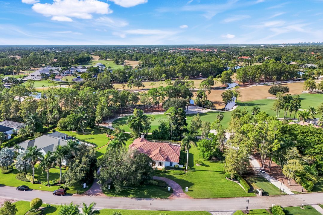 4502 Silver Fox Dr, Naples, FL 34119