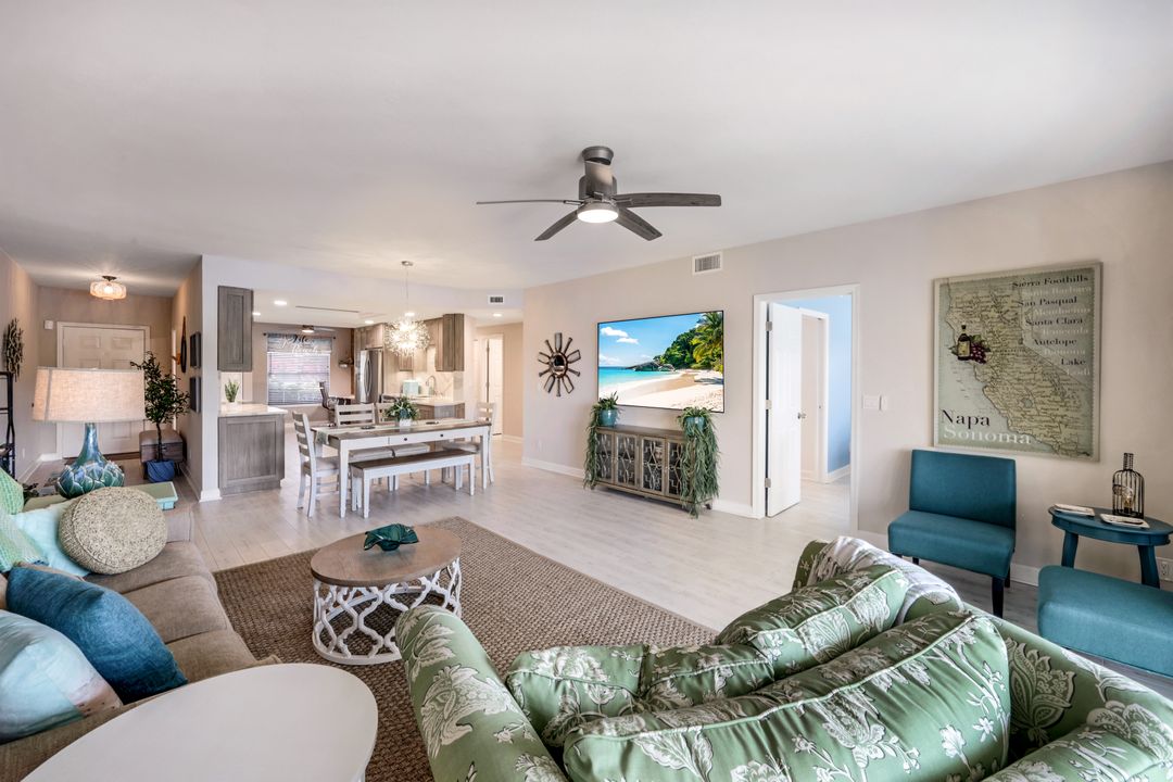 6260 Bellerive Ave #402, Naples, FL 34119