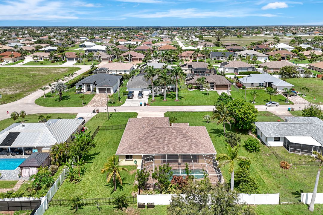 4327 SW 19th Ave, Cape Coral, FL 33914