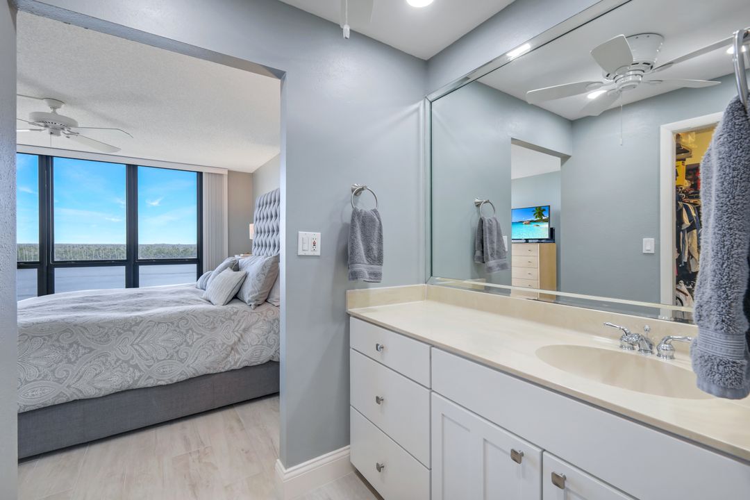 4253 Bay Beach Ln #4F, Fort Myers Beach, FL 33931