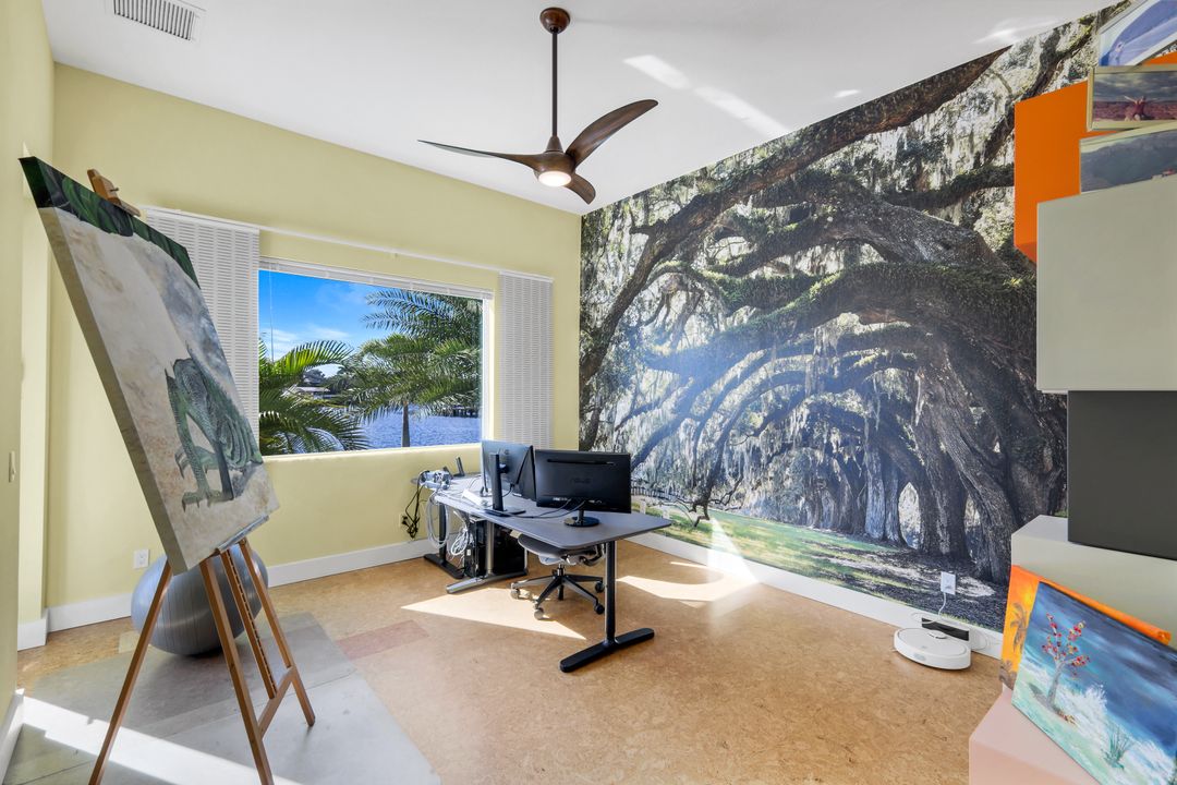 1000 NW 37th Pl, Cape Coral, FL 33993