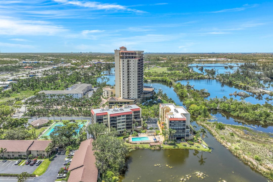 7119 Lakeridge View Court #Unit 303, Fort Myers, FL 33907