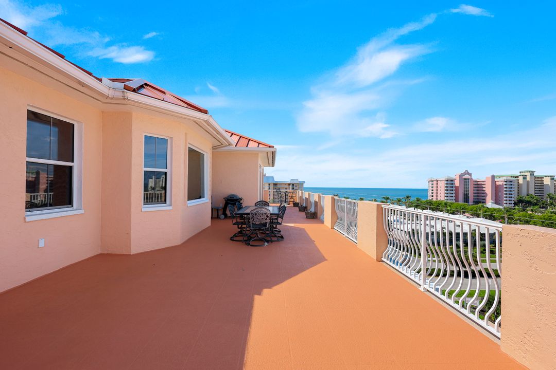 1021 S Collier Blvd #PH1, Marco Island, FL 34145