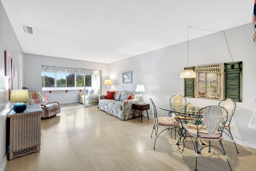 750 Mooring Line Dr #207, Naples, FL 34102