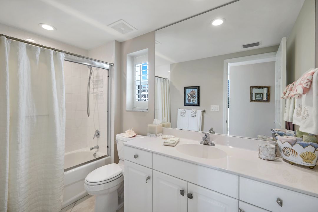 315 Dunes Blvd #307, Naples, FL 34110