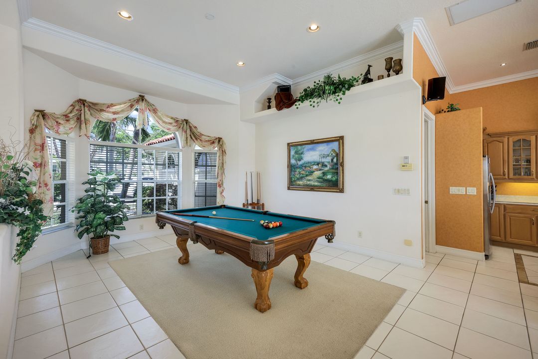 2008 Palaco Grande Pkwy, Cape Coral, FL 33904