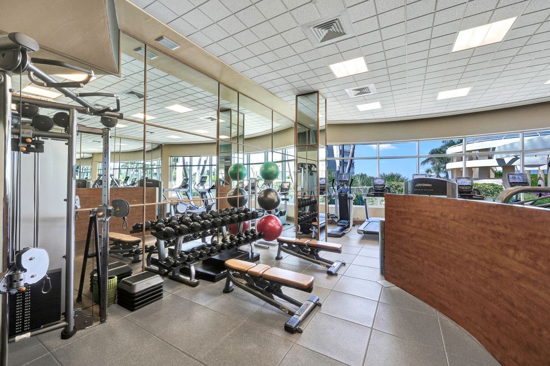 4501 Gulf Shore Blvd N #603, Naples, FL 34103