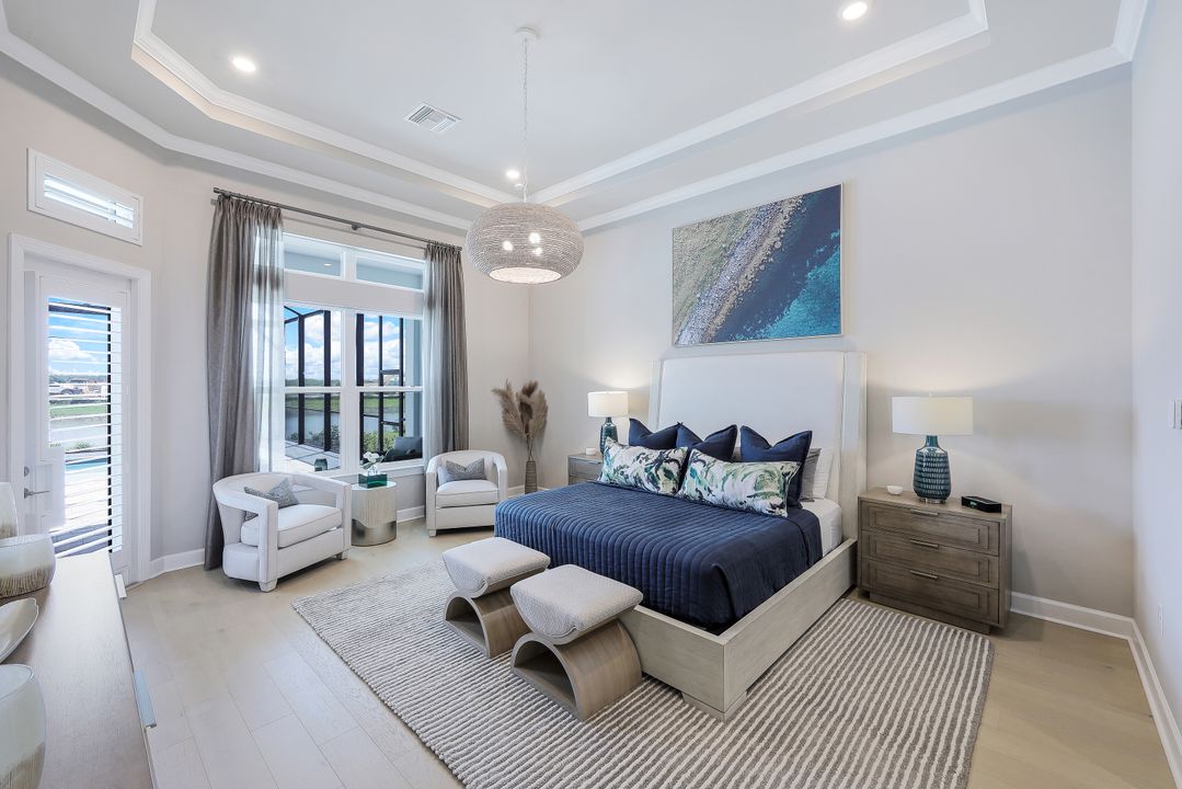 15572 Montello Ln, Naples, FL 34114