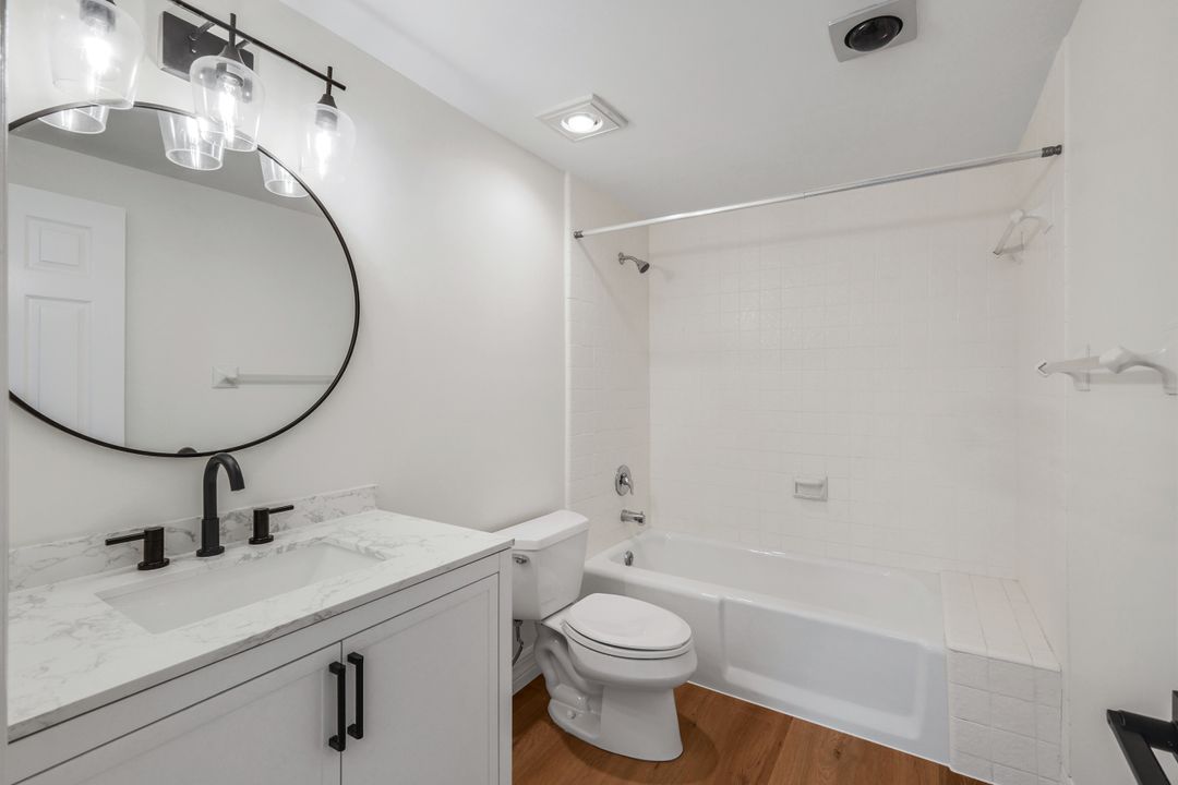 6075 Pelican Bay Blvd # 104, Naples, FL 34108