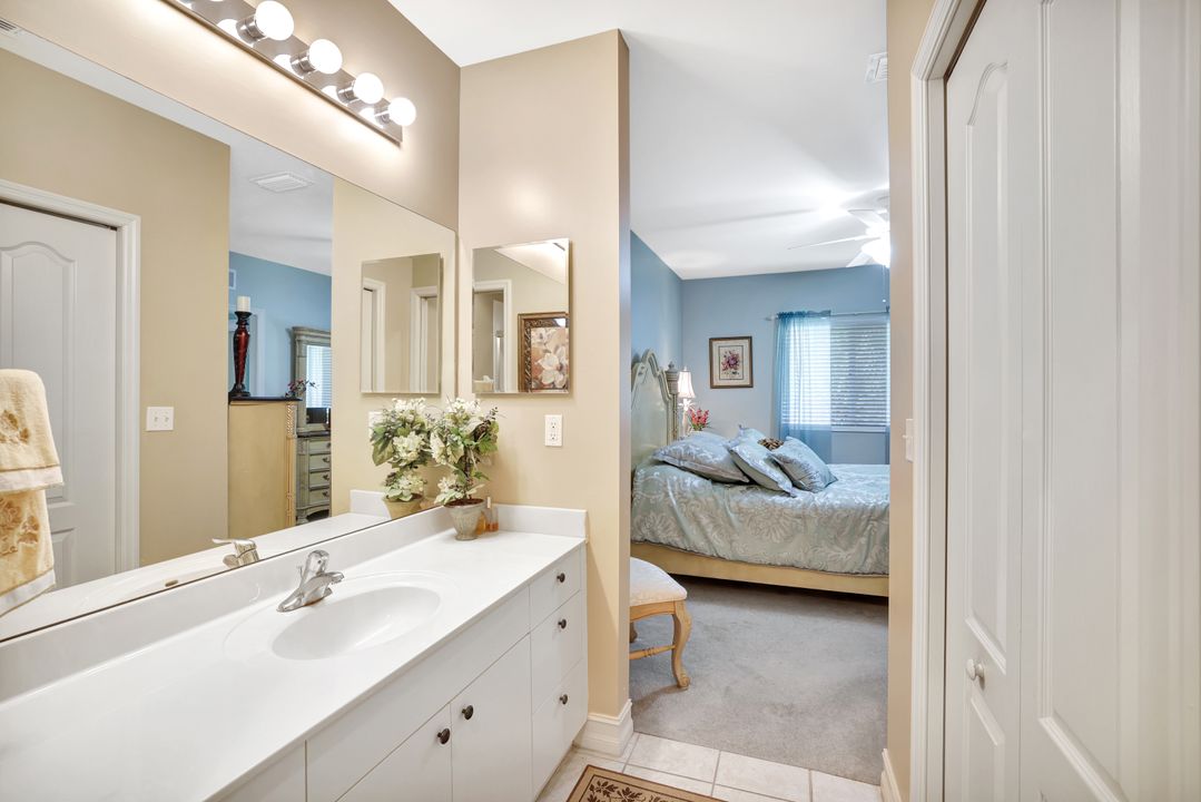 7835 Regal Heron Cir #305, Naples, FL 34104
