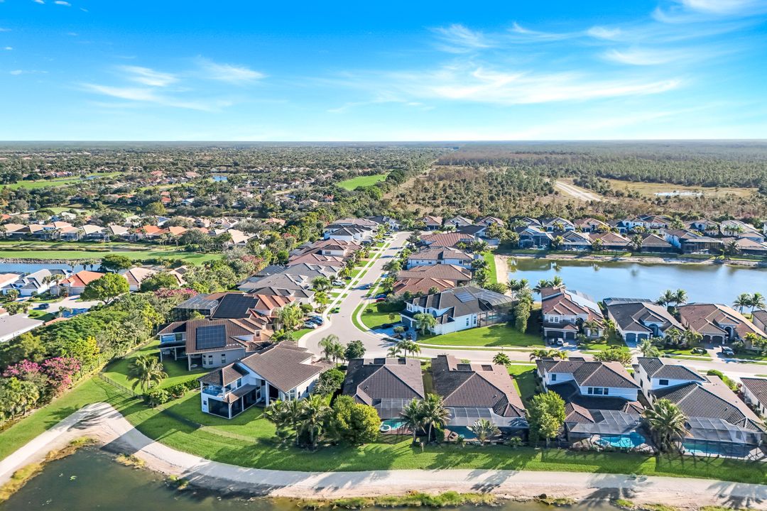 4549 Azalea Dr, Naples, FL 34119