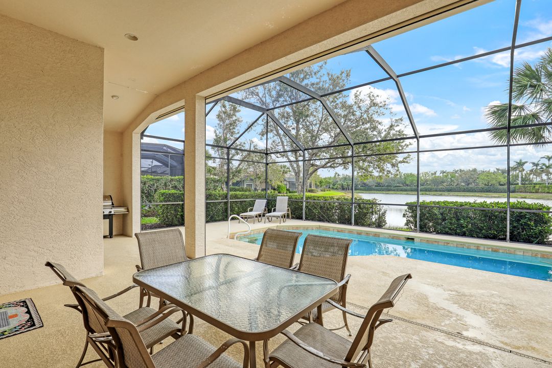 9956 St Moritz Dr, Miromar Lakes, FL 33913