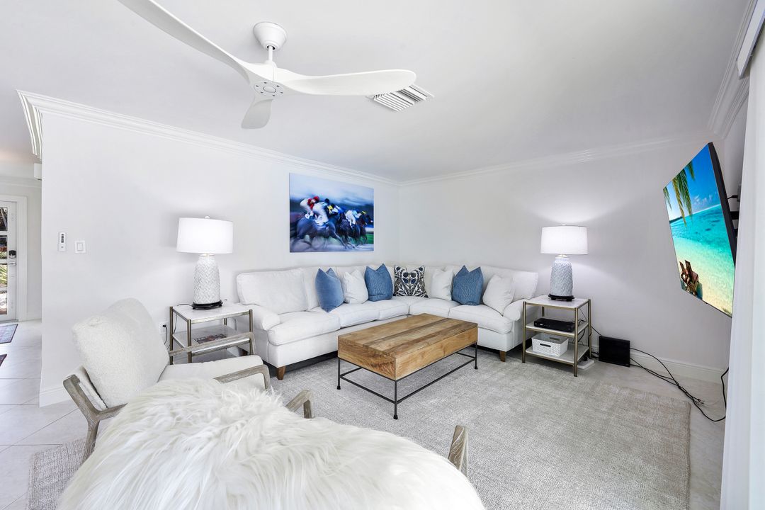 1522 Pelican Ave, Naples, FL 34102