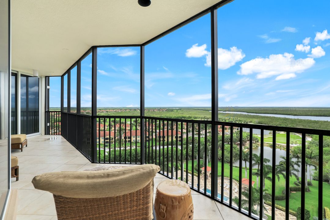 1060 Borghese Ln #1005, Naples, FL 34114