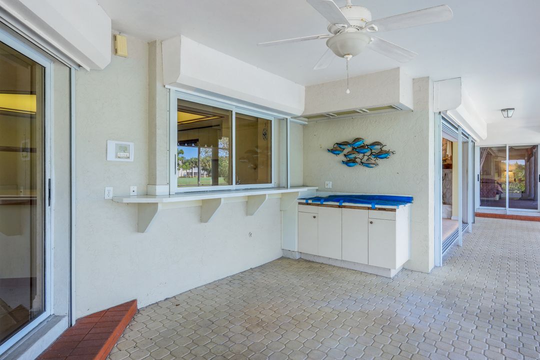 2227 Regal Way, Naples, FL 34110