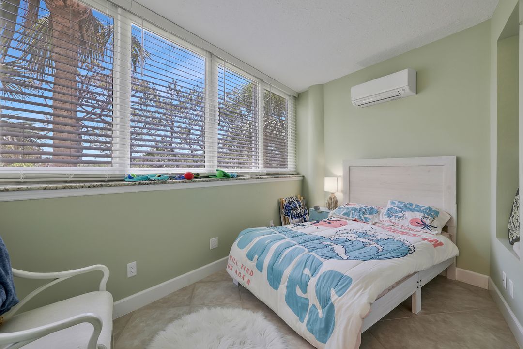 315 Dunes Blvd #T01, Naples, FL 34110