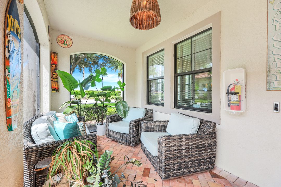 1399 Santiago Cir #1103, Naples, FL 34113
