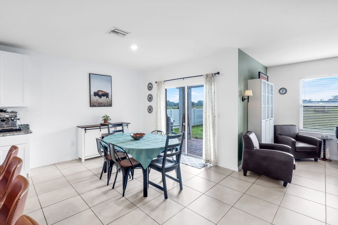 4180 68th Ave NE, Naples, FL 34120