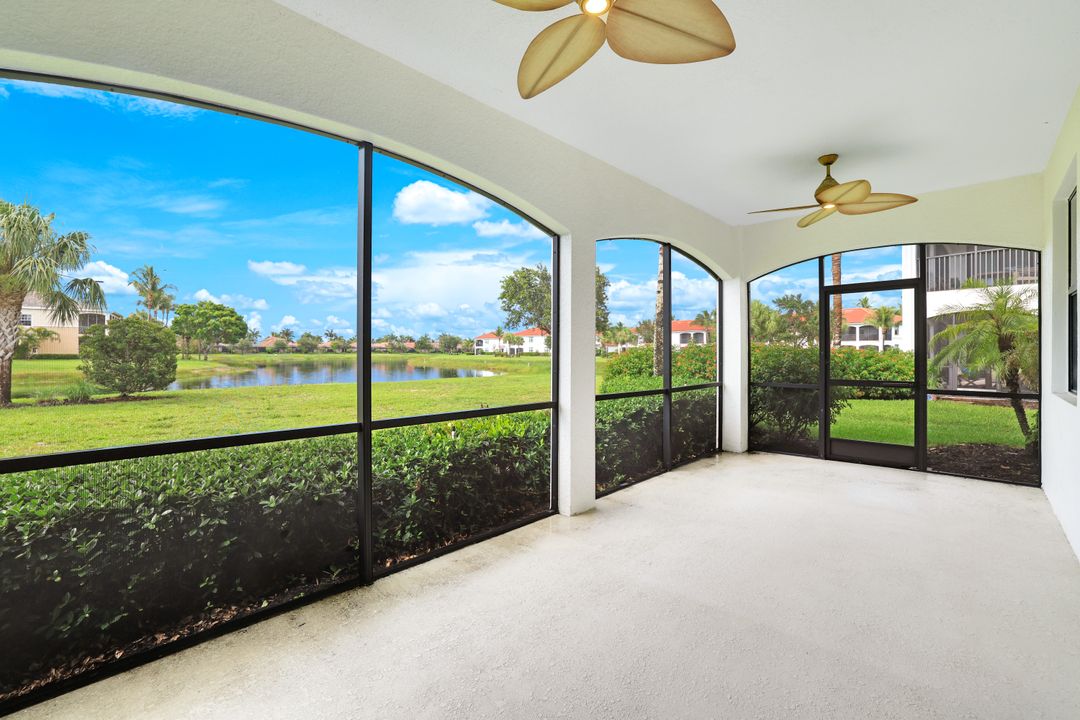 3165 Aviamar Cir #102, Naples, FL 34114