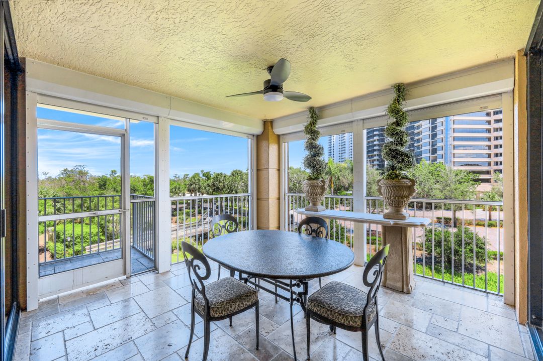 6597 Nicholas Blvd #306, Naples, FL 34108