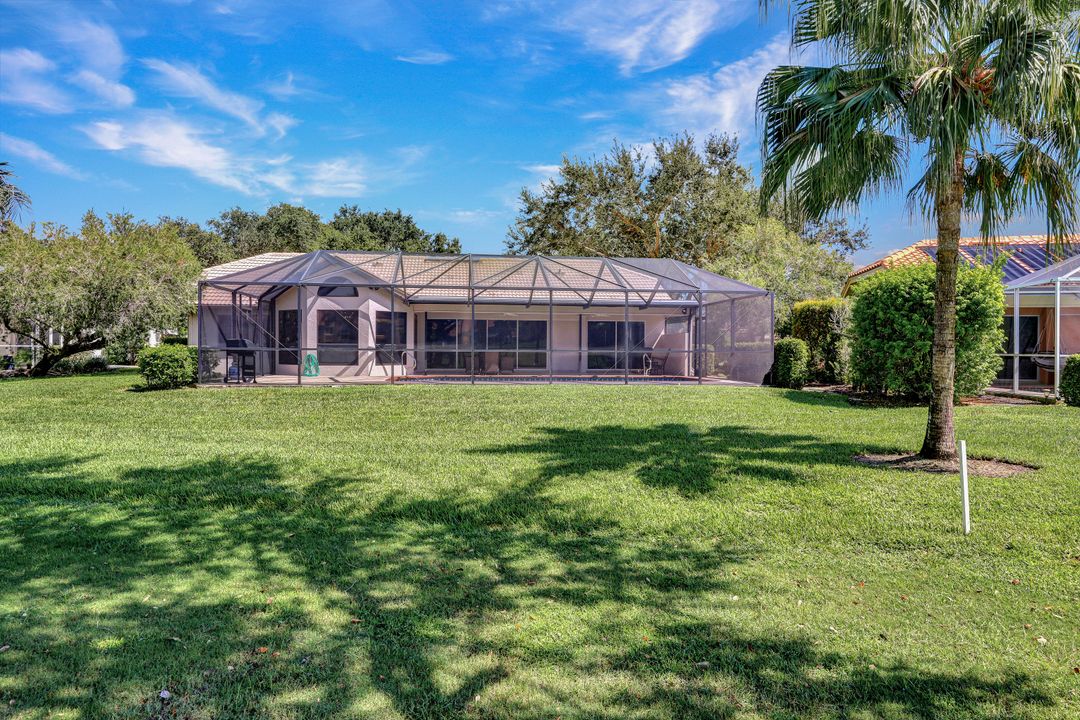 13280 Bridgeford Ave, Bonita Springs, FL 34135