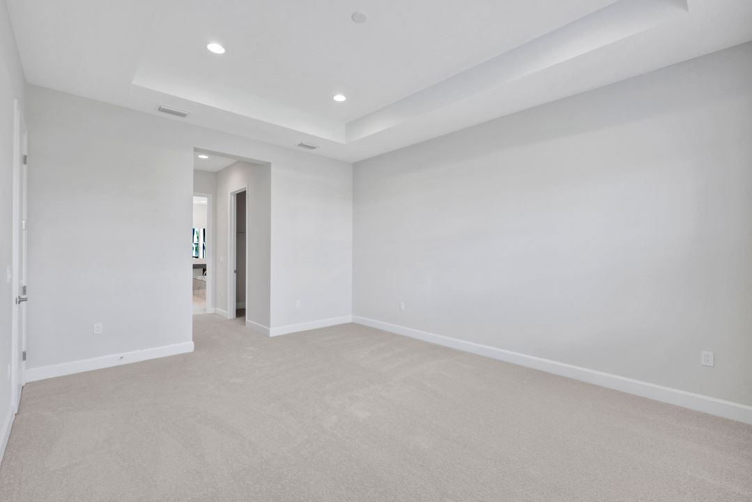 12704 Caballo Ct, Estero, FL 33928