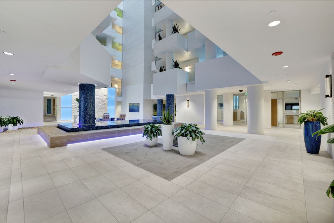 4051 Gulf Shore Blvd N #600, Naples, FL 34103