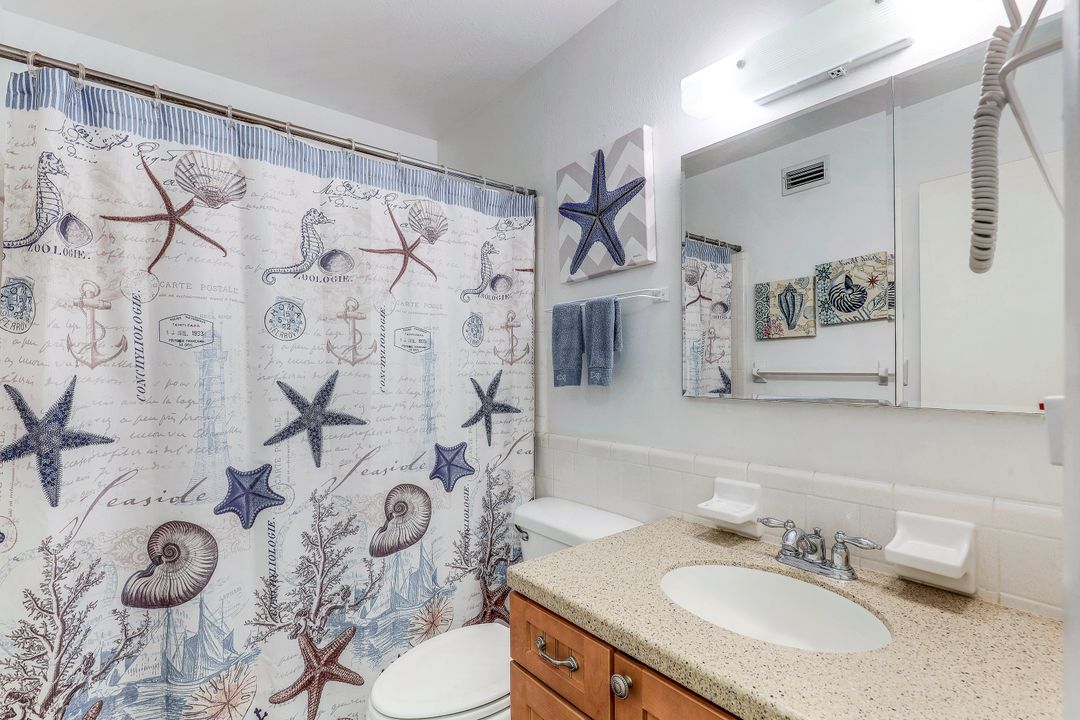 3758 12th St N, Naples, FL 34103