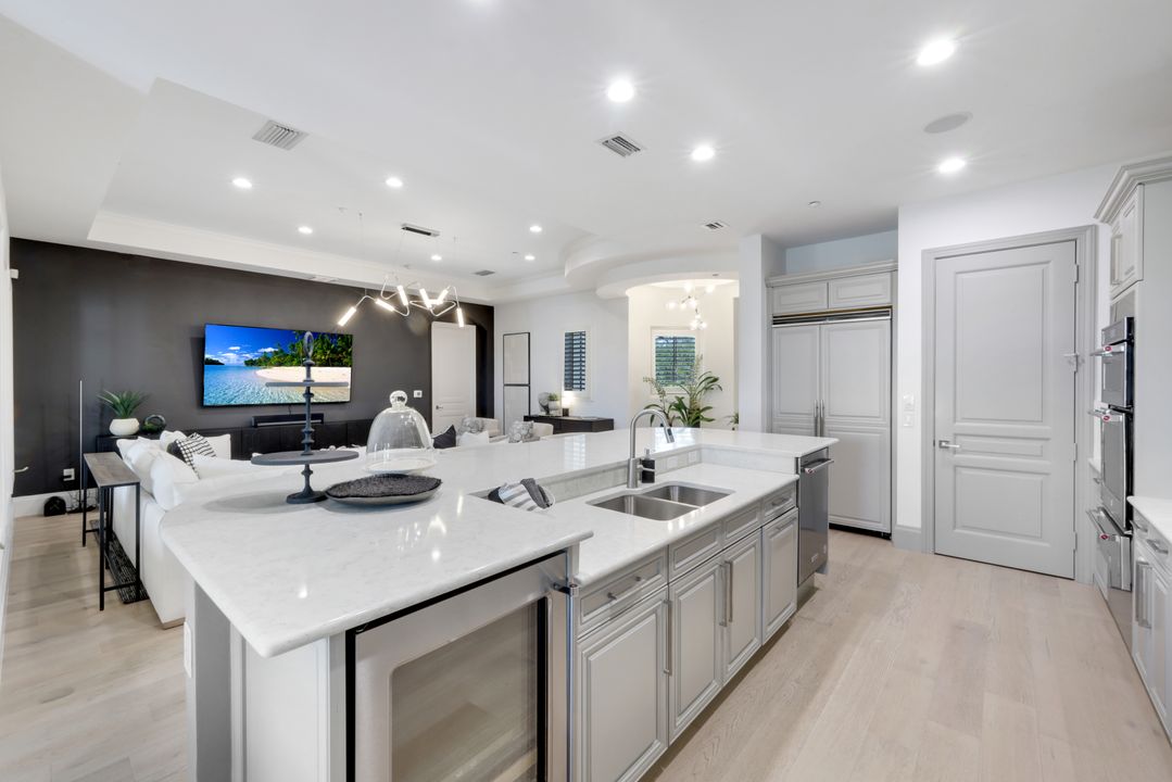 16653 Toscana Cir #704, Naples, FL 34110