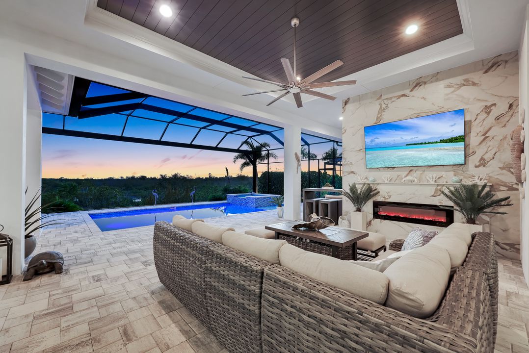 8931 Nevis Wy, Naples, FL 34112