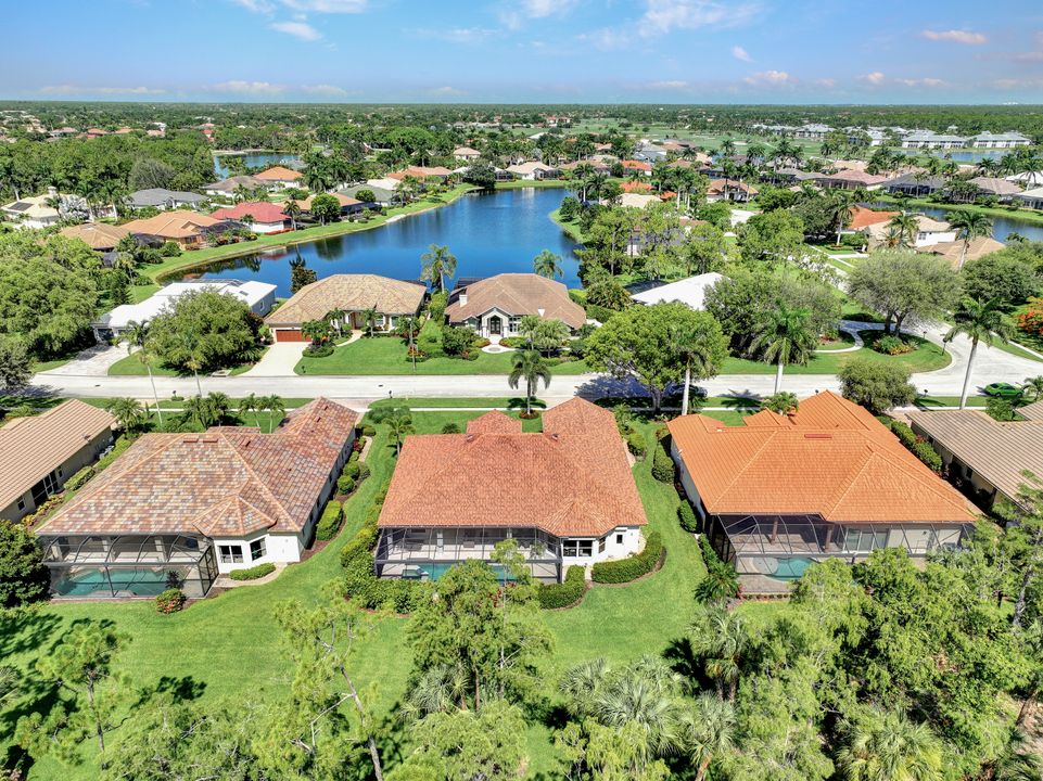 8028 Tiger Lily Dr, Naples, FL 34113