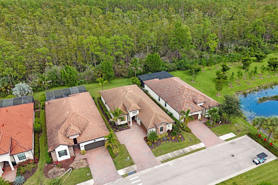17450 Galway Run, Bonita Springs, FL 34135