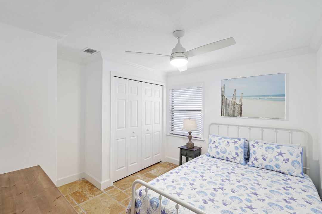 522 94th Ave N, Naples, FL 34108