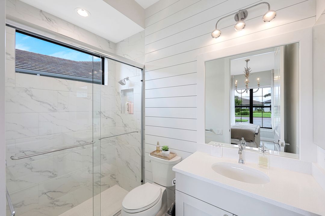 10461 Trevi Isle Wy, Miromar Lakes, FL 33913