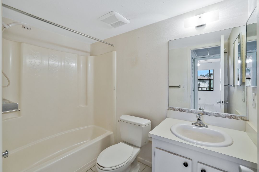 4345 27th Ct SW #204, Naples, FL 34116