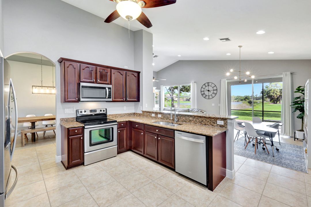 1574 Double Eagle Trail, Naples, FL 34120