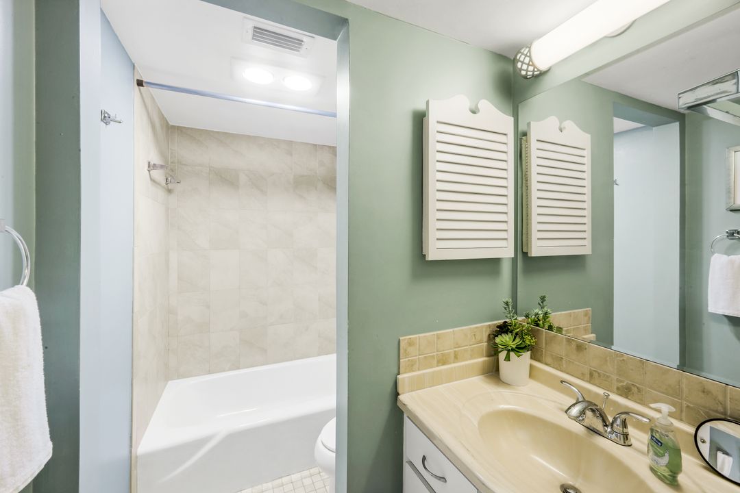 25830 Hickory Blvd #101, Bonita Springs, FL 34134