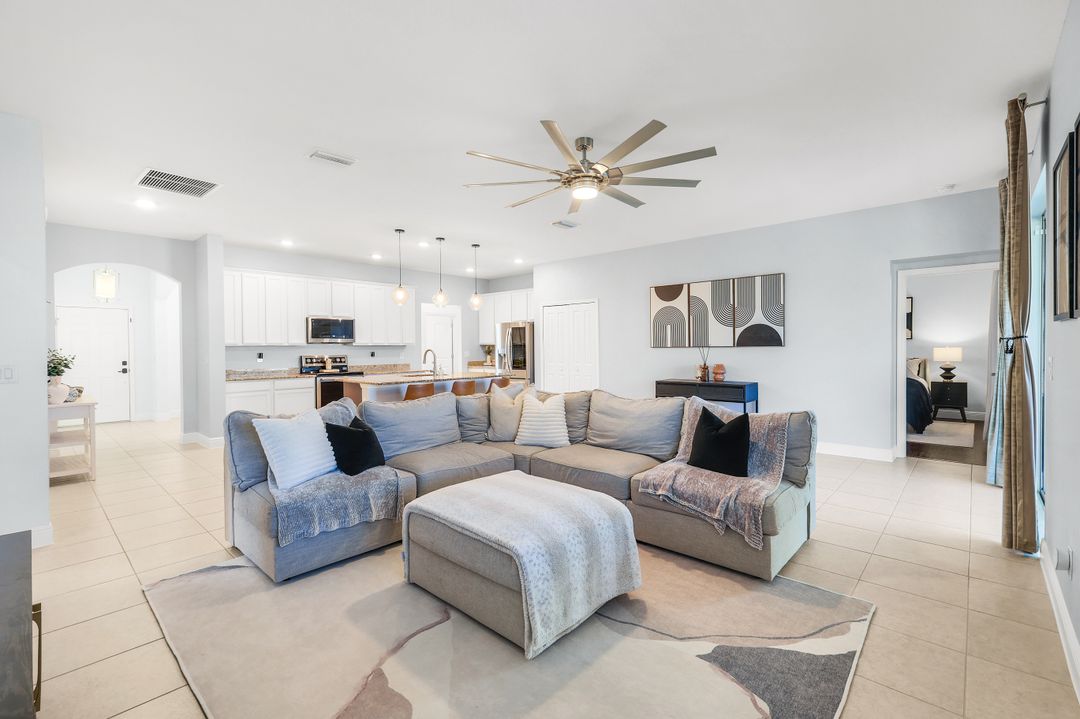 3405 NW 18th St, Cape Coral, FL 33993